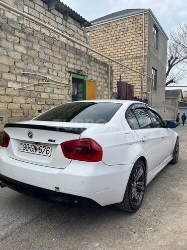 BMW 320-7