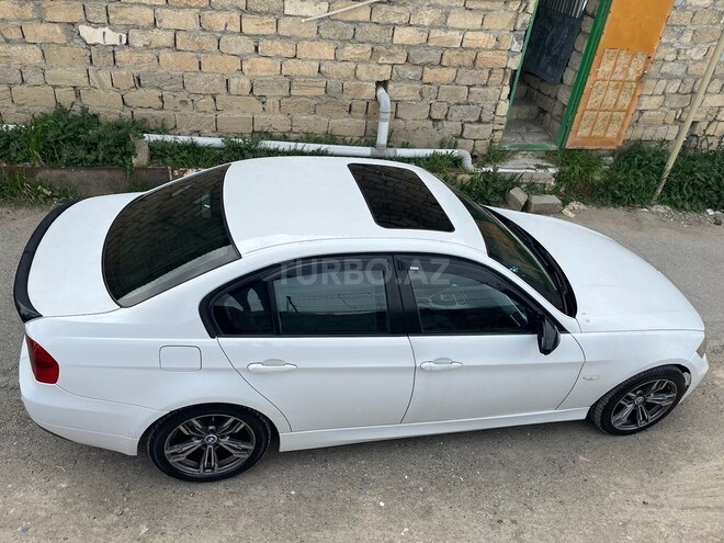 BMW 320-8