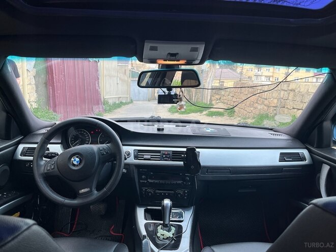 BMW 320-13
