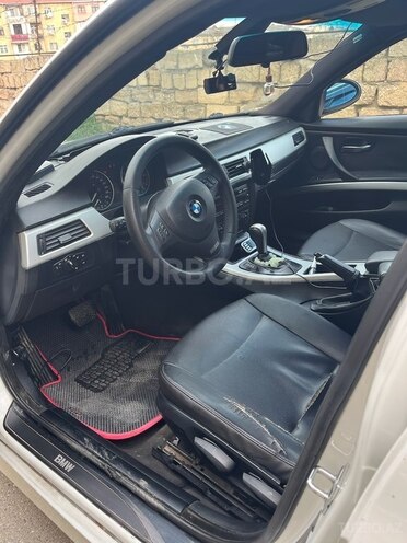 BMW 320-12