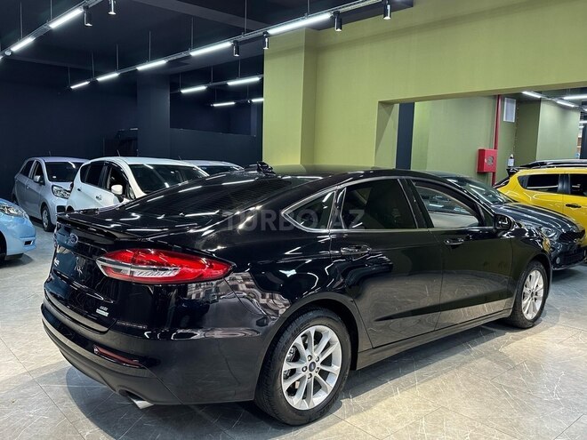 Ford Fusion (North America)-8