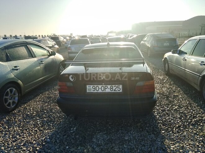 BMW 320 1993, 370,000 km - 2.0 l - Bakı