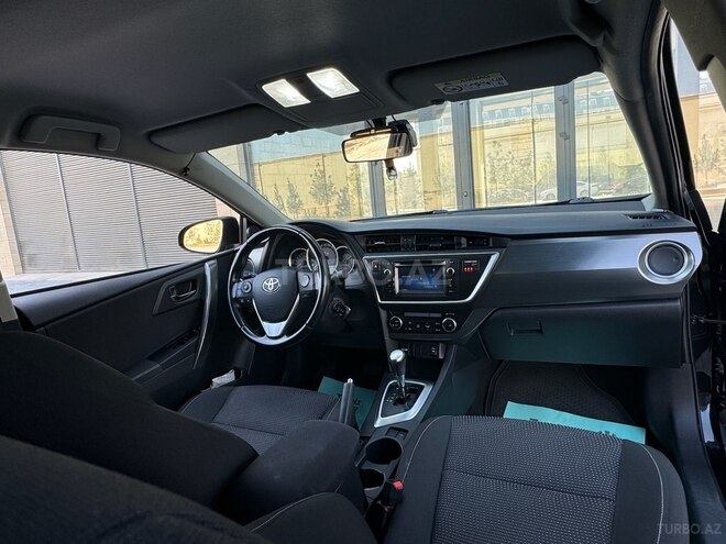 Toyota Auris 2015, 126,000 km - 1.6 l - Bakı