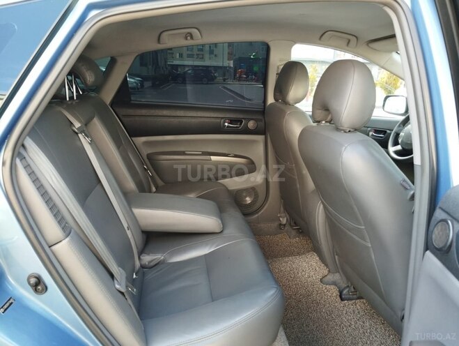 Toyota Prius-10