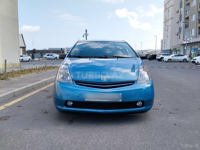 Toyota Prius-1