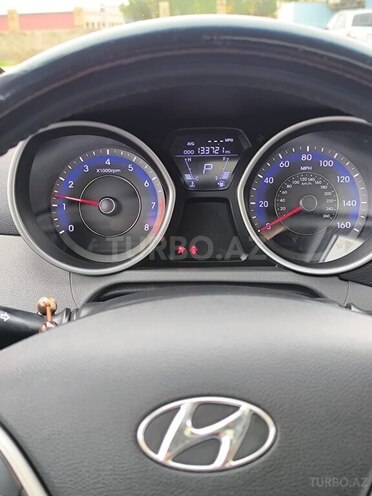 Hyundai Elantra 2011, 221,755 km - 1.8 l - Bakı