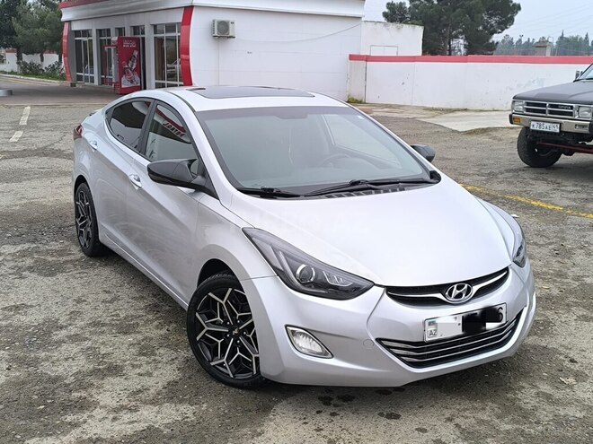 Hyundai Elantra 2011, 221,755 km - 1.8 l - Bakı