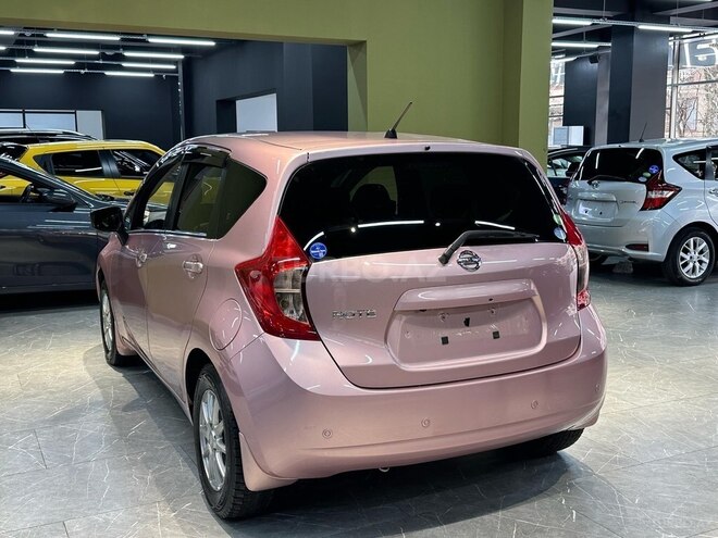 Nissan Note-7