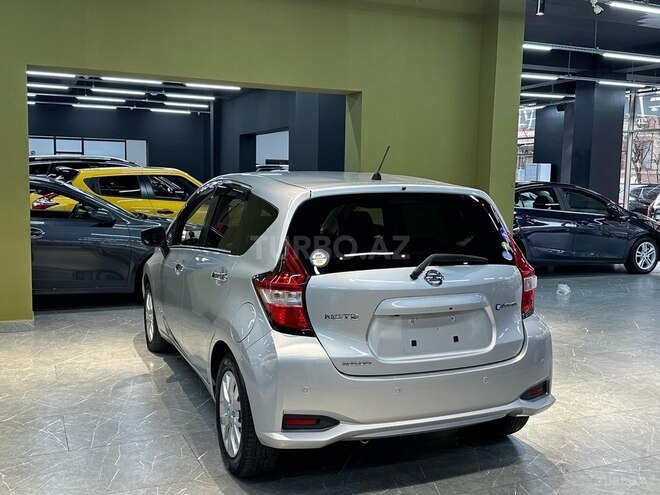 Nissan Note-3