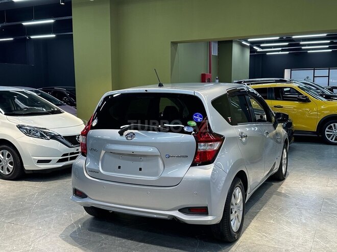 Nissan Note-10