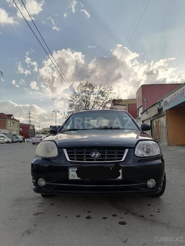 Hyundai Accent 2005, 402,000 km - 1.5 l - Quba