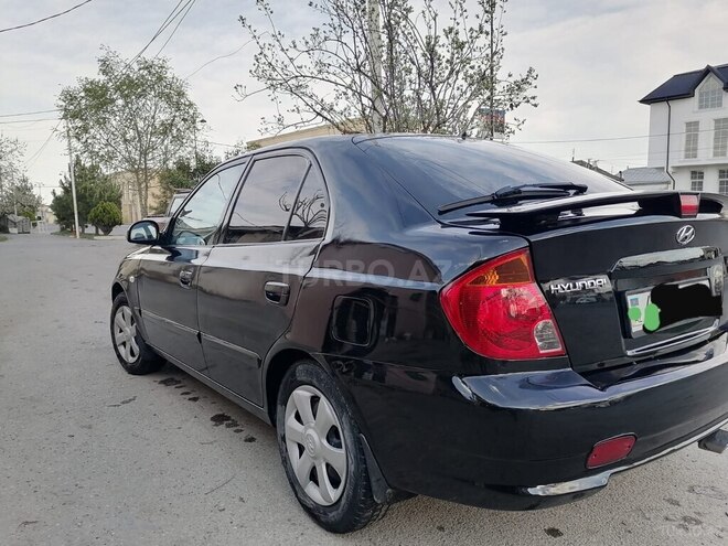 Hyundai Accent 2005, 402,000 km - 1.5 l - Quba