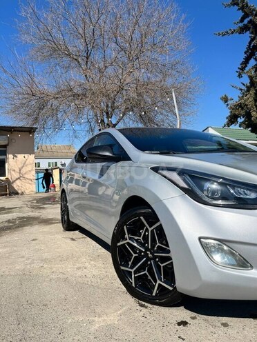 Hyundai Elantra 2011, 221,755 km - 1.8 l - Bakı