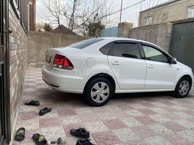 Volkswagen Polo 2018, 190,000 km - 1.6 l - Bakı