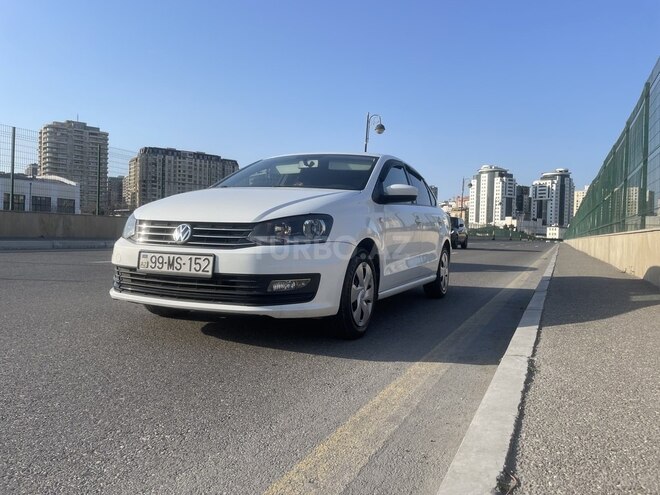 Volkswagen Polo 2018, 190,000 km - 1.6 l - Bakı