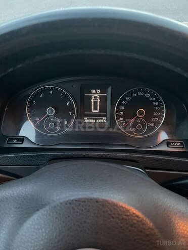 Volkswagen Multivan 2011, 204,000 km - 2.0 l - Bakı