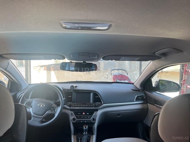 Hyundai Elantra 2016, 190,000 km - 2.0 л - Bakı