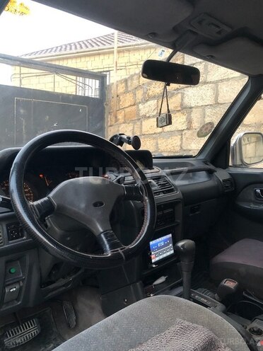 Mitsubishi Pajero 1995, 320,000 km - 2.8 l - Bakı