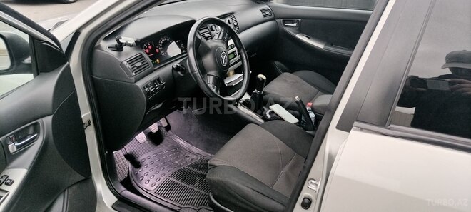 Toyota Corolla 2006, 310,000 km - 1.4 l - Bakı