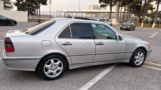Mercedes C 230 1999, 560,000 km - 2.3 л - Sumqayıt