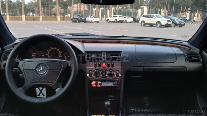 Mercedes C 230 1999, 560,000 km - 2.3 л - Sumqayıt