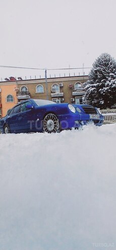 Mercedes E 220 d 2000, 520,000 km - 2.2 л - Şirvan