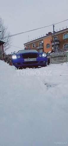 Mercedes E 220 d 2000, 520,000 km - 2.2 л - Şirvan