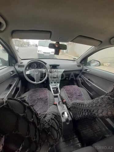 Opel Astra 2009, 540,575 km - 1.4 l - Gəncə