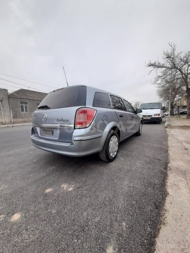 Opel Astra 2009, 540,575 km - 1.4 l - Gəncə