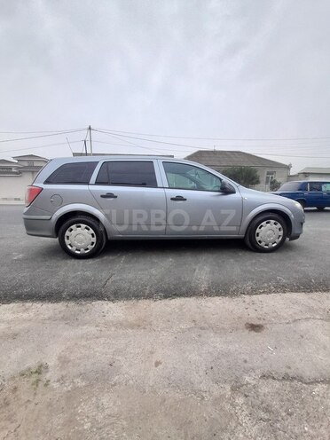 Opel Astra 2009, 540,575 km - 1.4 l - Gəncə