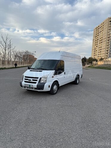 Ford Transit-1