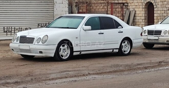 Mercedes E 220 d 1999, 516,394 km - 2.2 l - İmişli