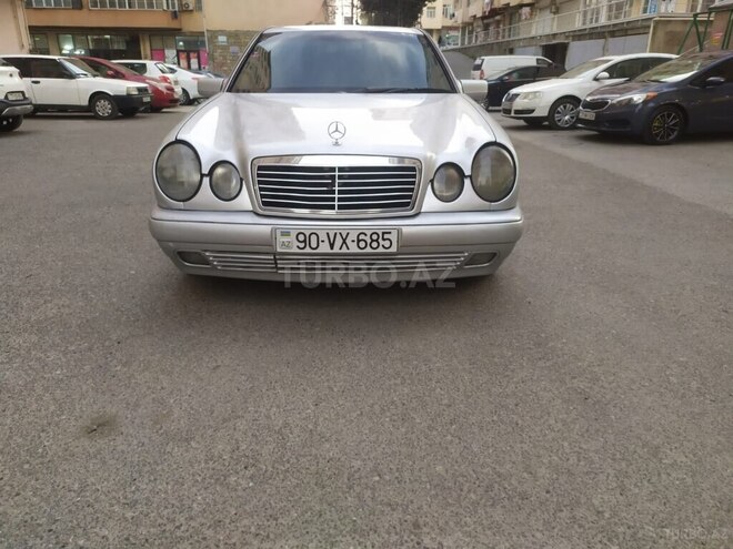 Mercedes E 220 d 1998, 256,333 km - 2.2 л - Bakı