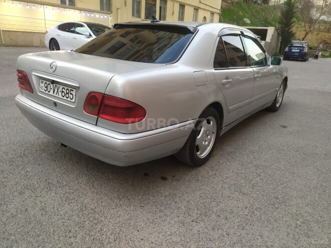 Mercedes E 220 d 1998, 256,333 km - 2.2 л - Bakı