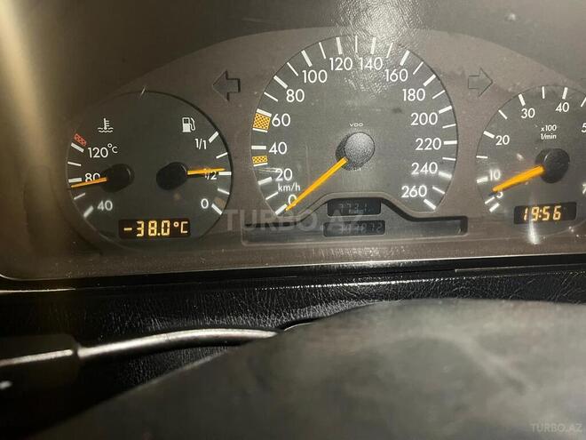 Mercedes C 240 1997, 393,000 km - 2.4 л - Bakı