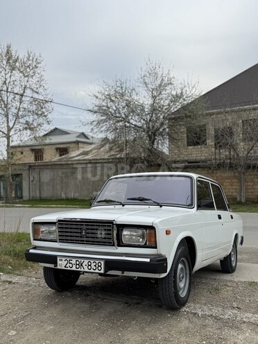 LADA (VAZ) 2107 2010, 90,000 km - 1.6 l - Yevlax