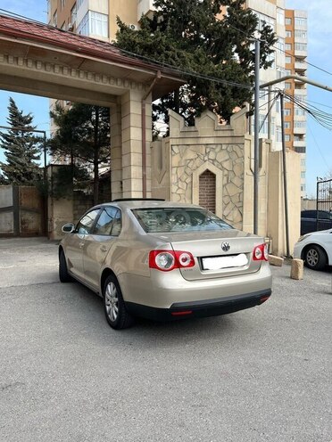 Volkswagen Jetta 2007, 220,000 km - 1.6 l - Bakı