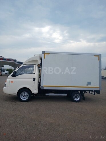 Hyundai H 100 2011, 276,512 km - 2.5 l - Astara