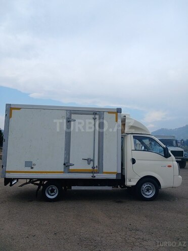 Hyundai H 100 2011, 276,512 km - 2.5 l - Astara