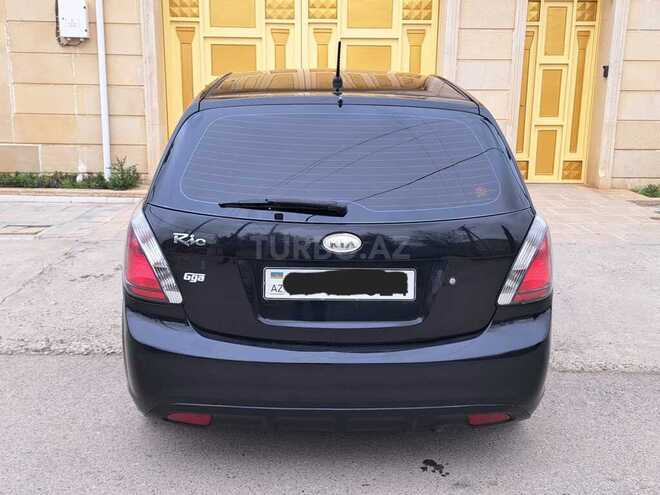 Kia Rio 2009, 301,800 km - 1.4 l - Salyan