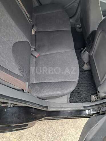 Kia Rio 2009, 301,800 km - 1.4 l - Salyan