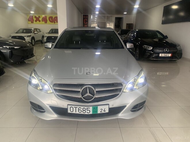 Mercedes E 220 d 2014, 207,100 km - 2.2 l - Bakı