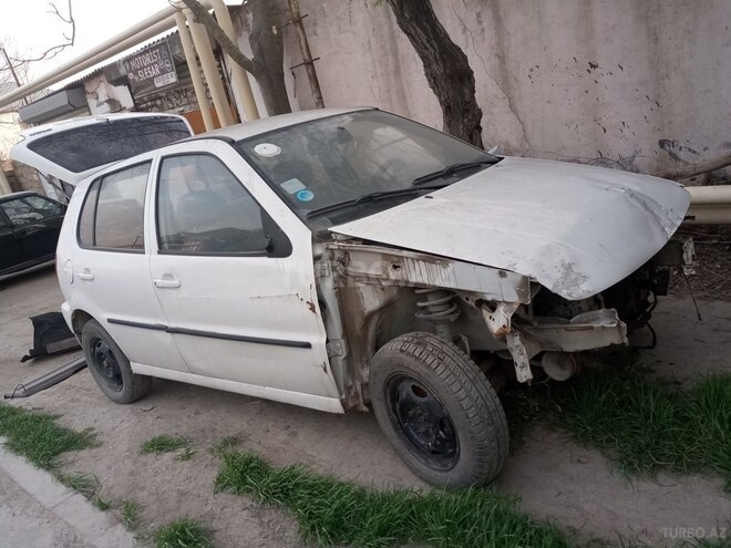 Volkswagen Polo 1997, 330,000 km - 1.4 л - Bakı