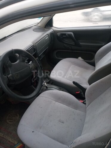 Volkswagen Polo 1997, 330,000 km - 1.4 л - Bakı