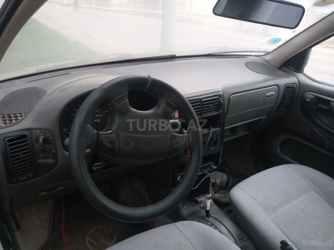 Volkswagen Polo 1997, 330,000 km - 1.4 л - Bakı