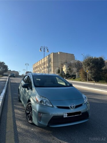 Toyota Prius 2015, 204,000 km - 1.8 л - Bakı