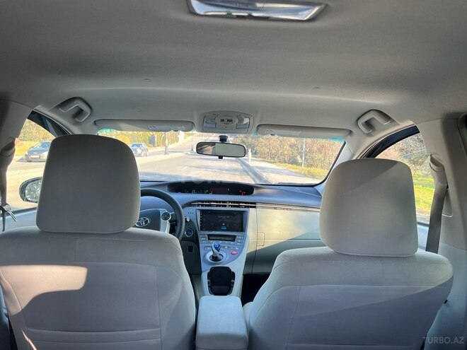 Toyota Prius 2015, 204,000 km - 1.8 л - Bakı