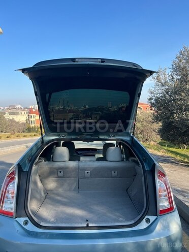 Toyota Prius 2015, 204,000 km - 1.8 л - Bakı