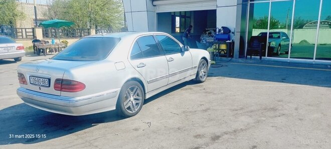 Mercedes E 240 2000, 350,000 km - 2.4 l - Bərdə