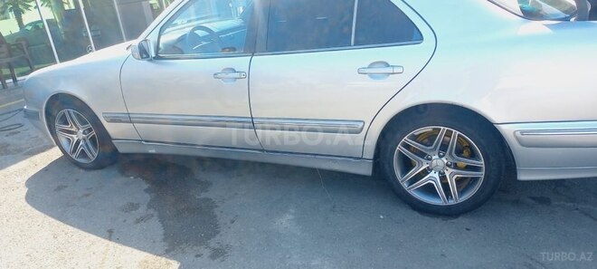 Mercedes E 240 2000, 350,000 km - 2.4 l - Bərdə